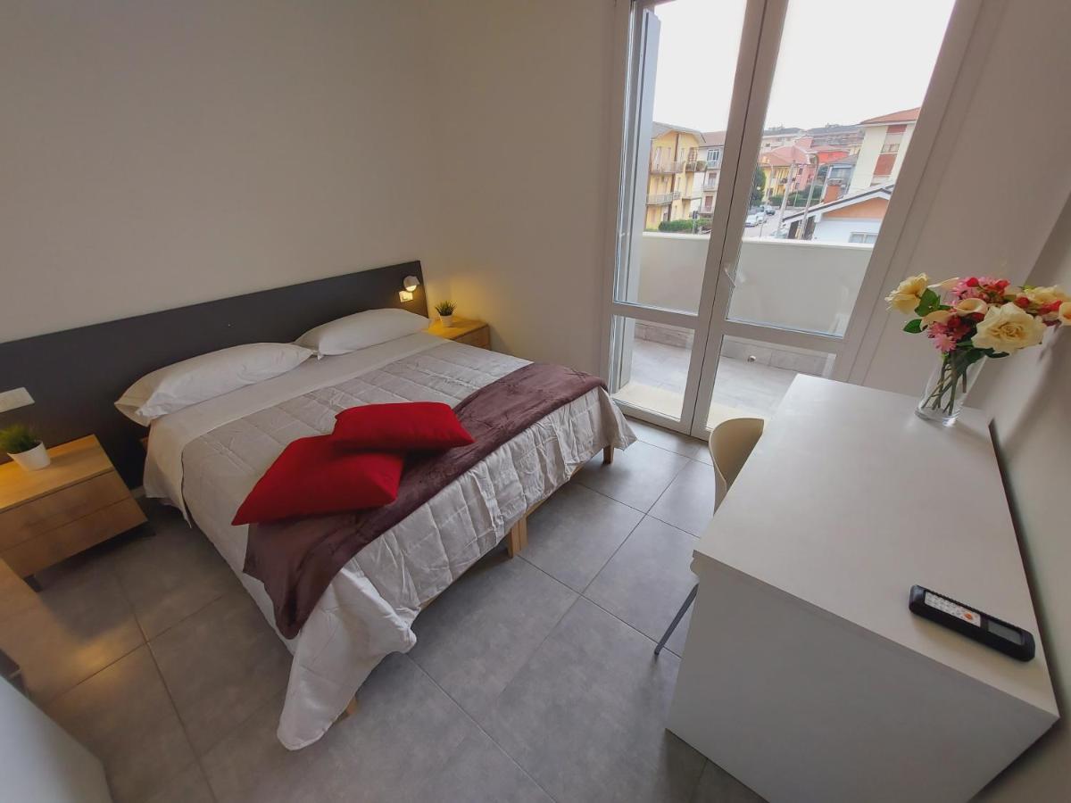 Residenza Delizia Camere & Appartamenti "Residenze Del Cuore" Βερόνα Εξωτερικό φωτογραφία