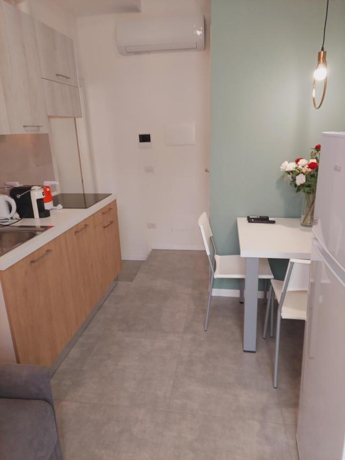 Residenza Delizia Camere & Appartamenti "Residenze Del Cuore" Βερόνα Εξωτερικό φωτογραφία