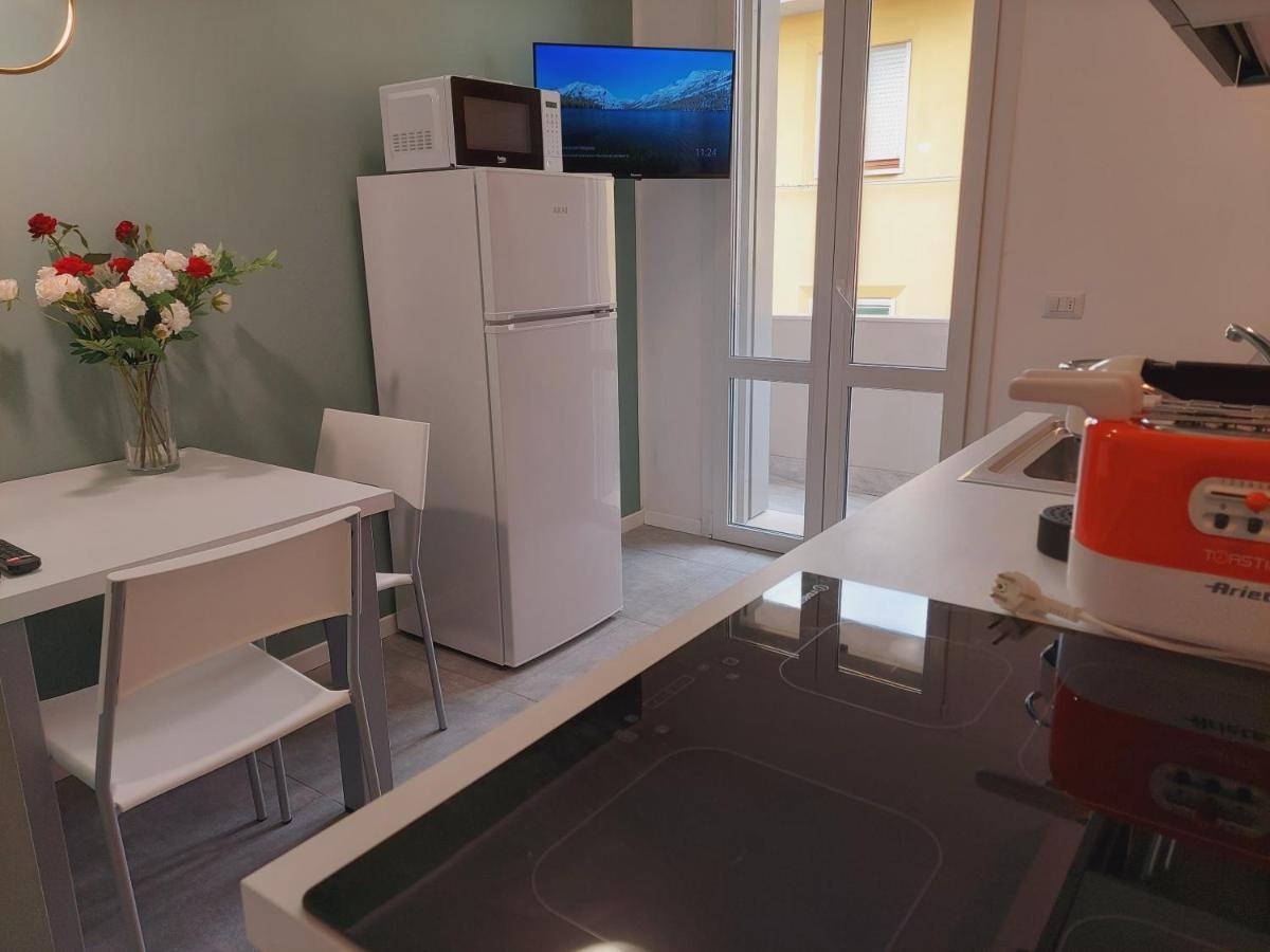 Residenza Delizia Camere & Appartamenti "Residenze Del Cuore" Βερόνα Εξωτερικό φωτογραφία