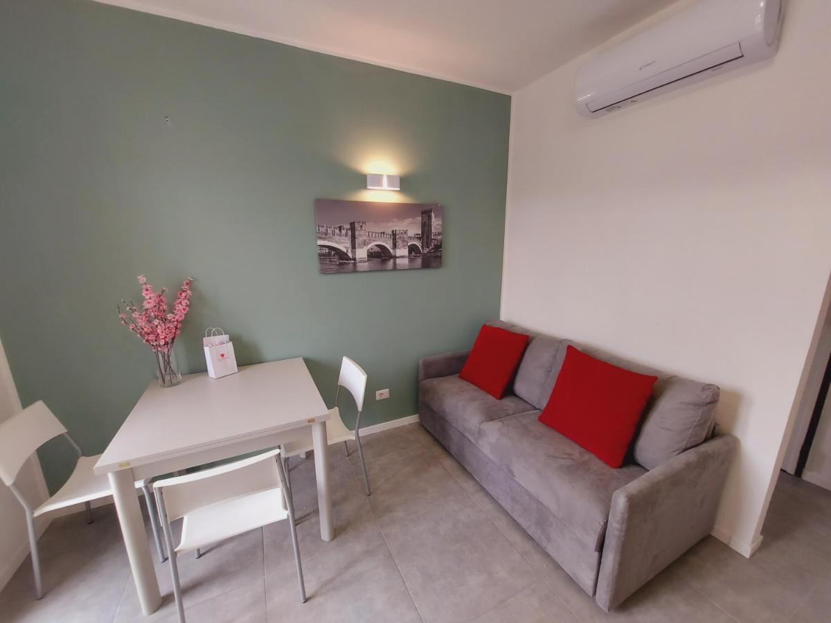 Residenza Delizia Camere & Appartamenti "Residenze Del Cuore" Βερόνα Εξωτερικό φωτογραφία