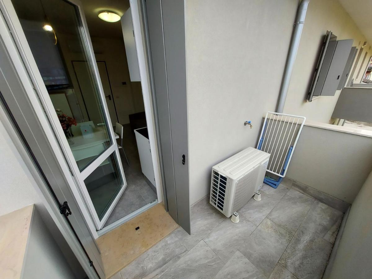 Residenza Delizia Camere & Appartamenti "Residenze Del Cuore" Βερόνα Εξωτερικό φωτογραφία