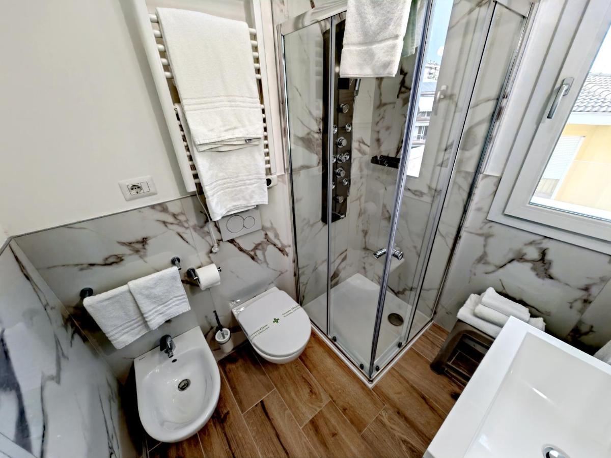 Residenza Delizia Camere & Appartamenti "Residenze Del Cuore" Βερόνα Εξωτερικό φωτογραφία